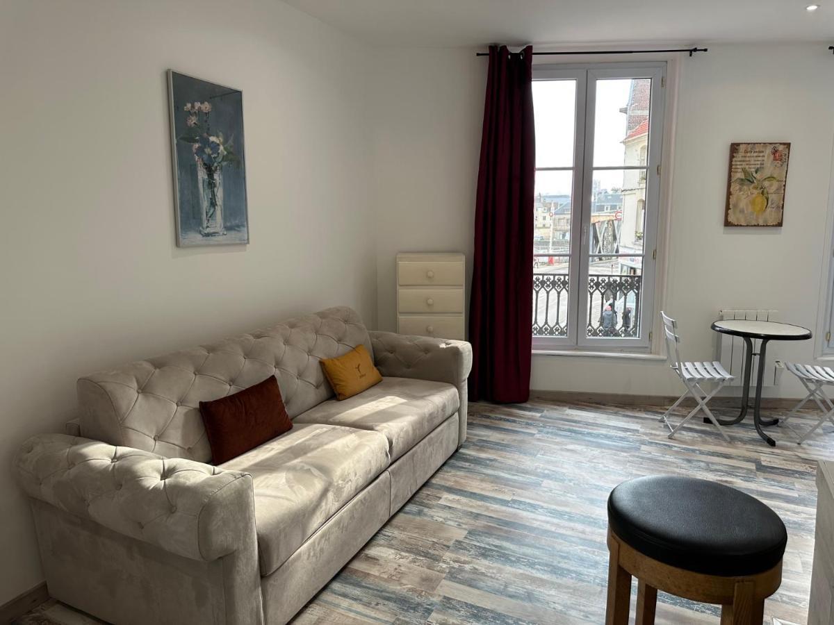 Des Beaux Appartements Deluxe 迪耶普 外观 照片